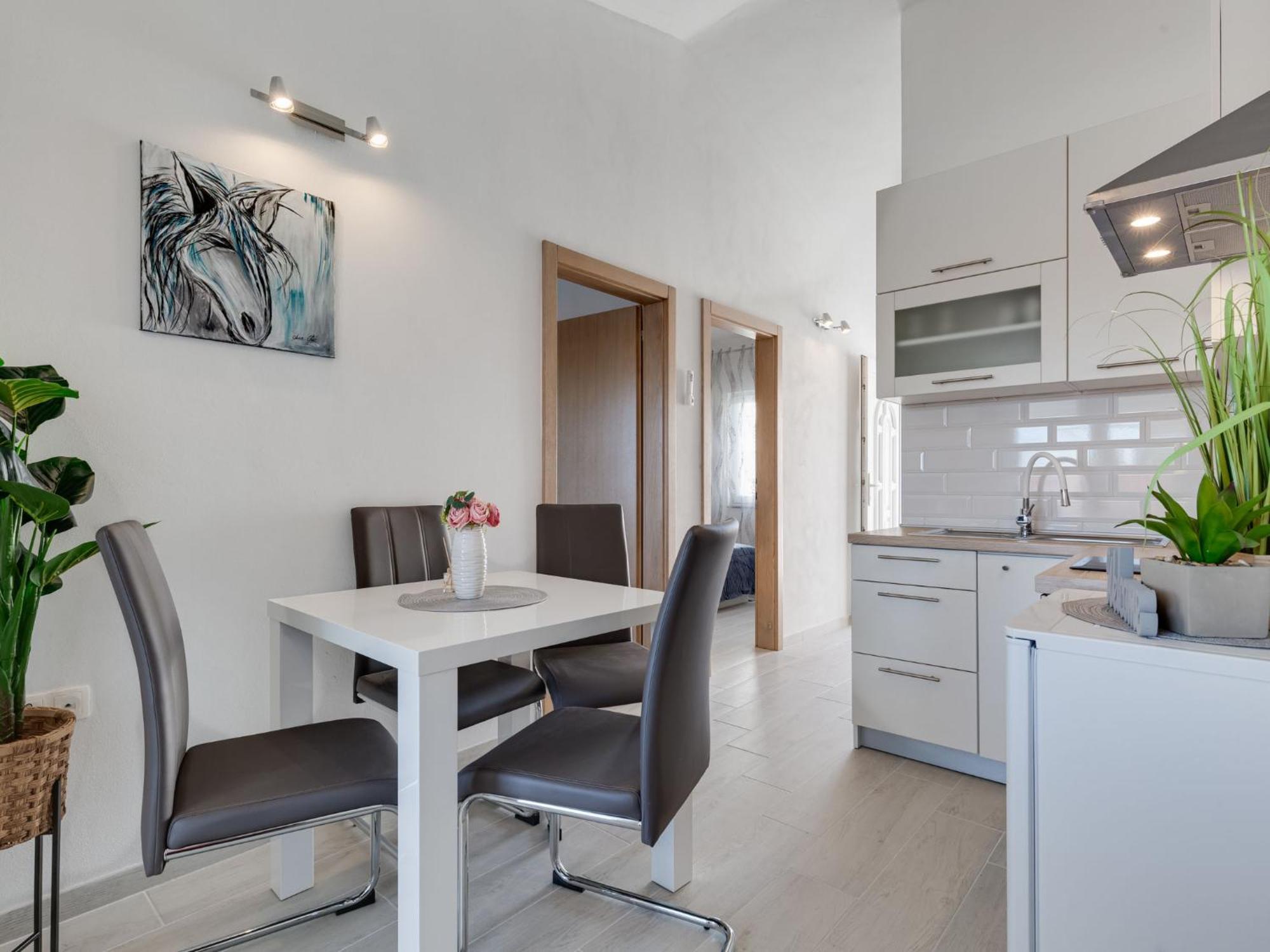 Appartement Tramonto-2 By Interhome Vir